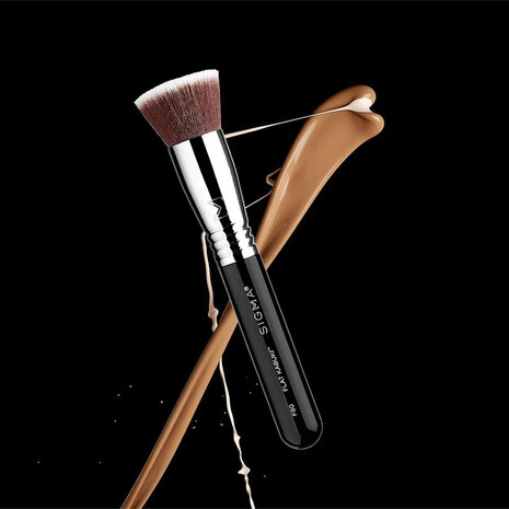 F80 FLAT KABUKI™ BRUSH